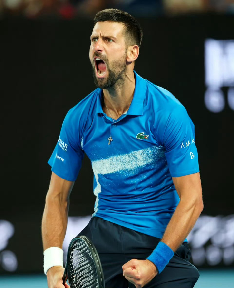 德约科维奇回归赛场，问鼎冠军首场状态亮眼，澳大利亚队观众沸腾！的简单介绍