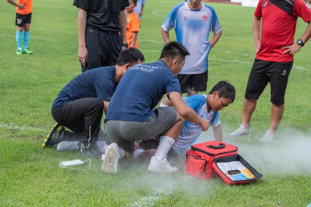 关于穆古鲁扎在尤文图斯比赛中连败，赛事规则更新引发热议！的信息